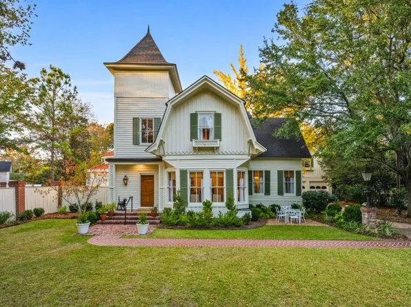437 Remington Ave, Thomasville, GA 31792