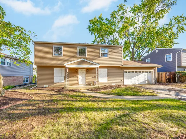 10931 Liberty Grove Dr, Willow Springs, IL 60480