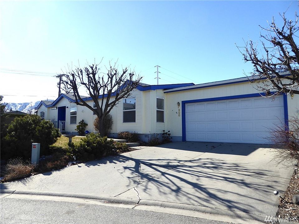 1st image of 900 Fairview Ave #3