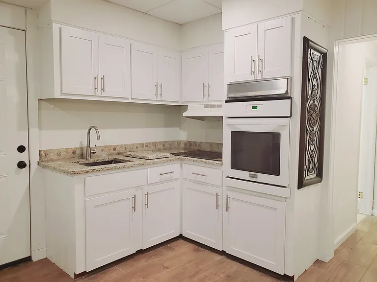 47 Whitmore Ln #1 — Photo 2