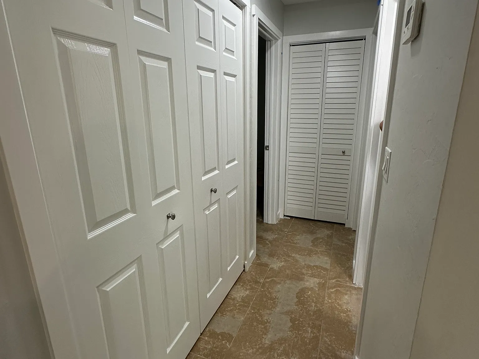 2 bed, 890 sqft, $1,500 — Photo 4