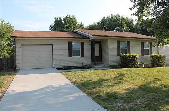 Clean ranch home w/ 3 bed 1.5 bath on a cul-da-sac!