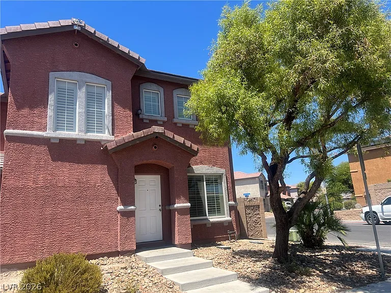 5233 Aztec Heights St — Photo 2