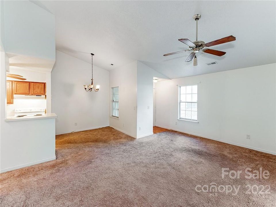 8119 Tremaine Ct APT J, Charlotte, NC 28227 Zillow