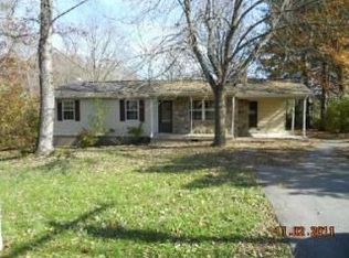 184 Dillon St, Crossville, TN 38555