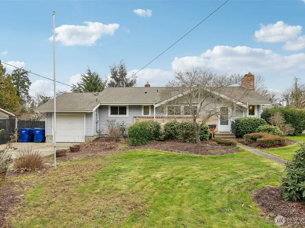 10758 68th Avenue S, Seattle, WA 98178