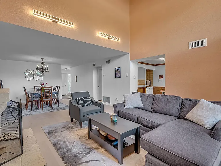 6433 Southpoint Dr — Photo 6