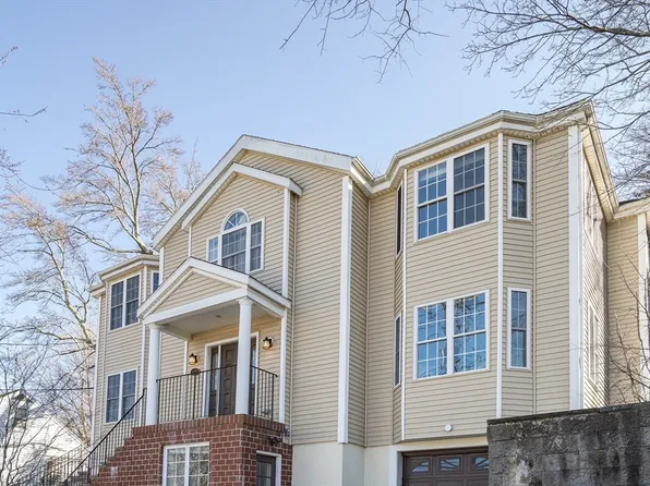 120 Massachusetts Ave #120, Lexington, MA 02420