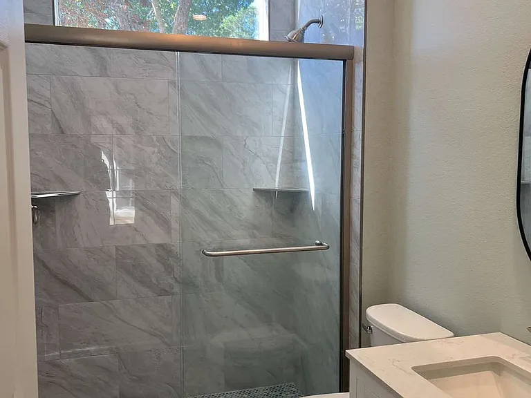 42 Coburn Dr E — Photo 8