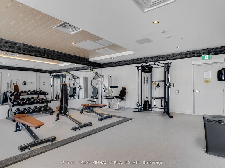 460 Gordon Krantz Ave #209 — Photo 34