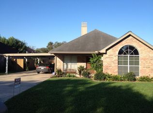 104 Pebble Beach Dr, Youngsville, LA 70592