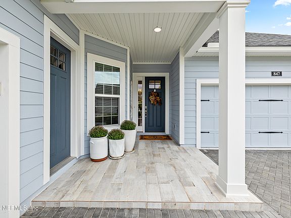 3rd image of 847 CROSSWATER LAKE Drive