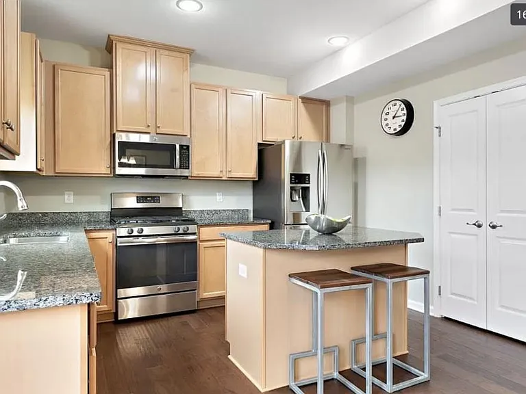 16621 Gossamer Dr — Photo 16