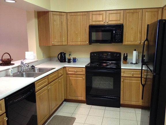 4th image of 255 Atlantis Cir Unit 303