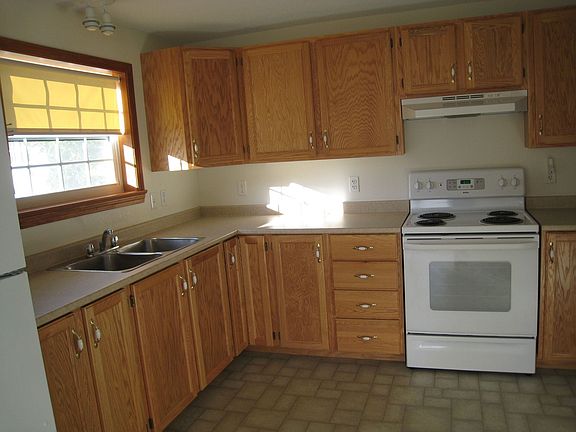 lots of kitchen storage