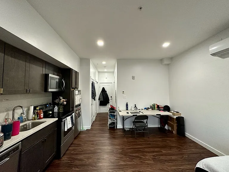824 N Calvert St — Photo 12