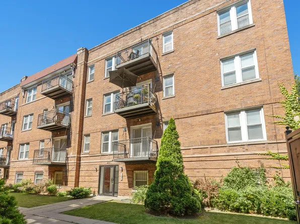 2101 E 67th St APT 110, Chicago, IL 60649