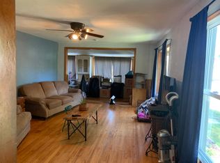 10850 2nd St #1, Roscoe, IL 61073