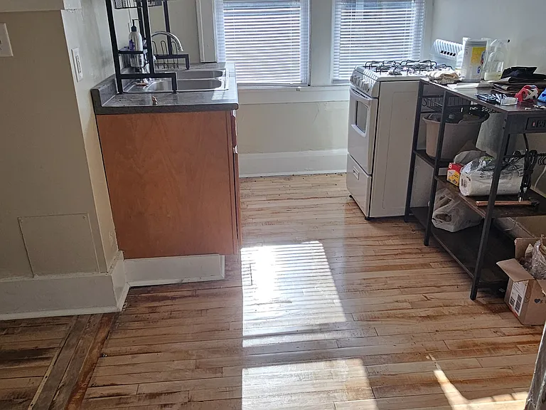815 Minnesota Ave #5 — Photo 1