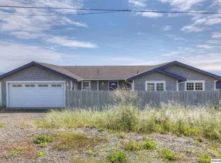 1913 NW Clipper St, Waldport, OR 97394