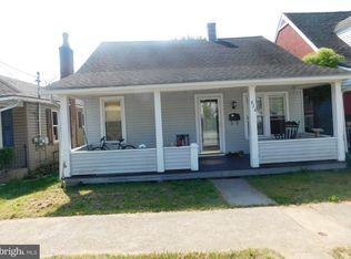 624 W 5th St, Lewistown, PA 17044