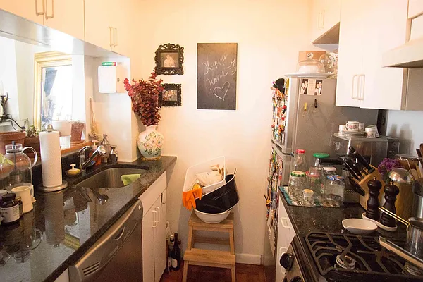 Rented by Maz Group NY | media 16