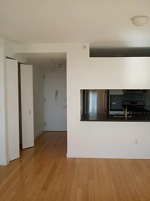 Rented by Tower 31 Leasing Office | media 17