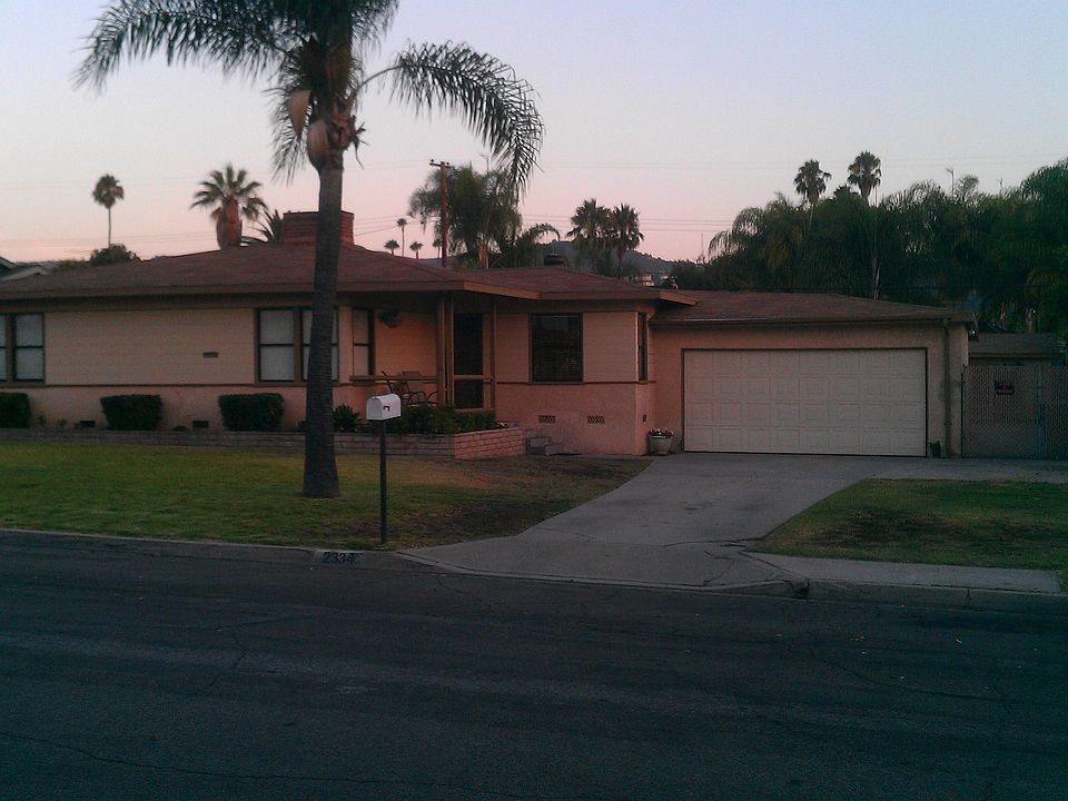 1st image of 2334 E Larkwood St