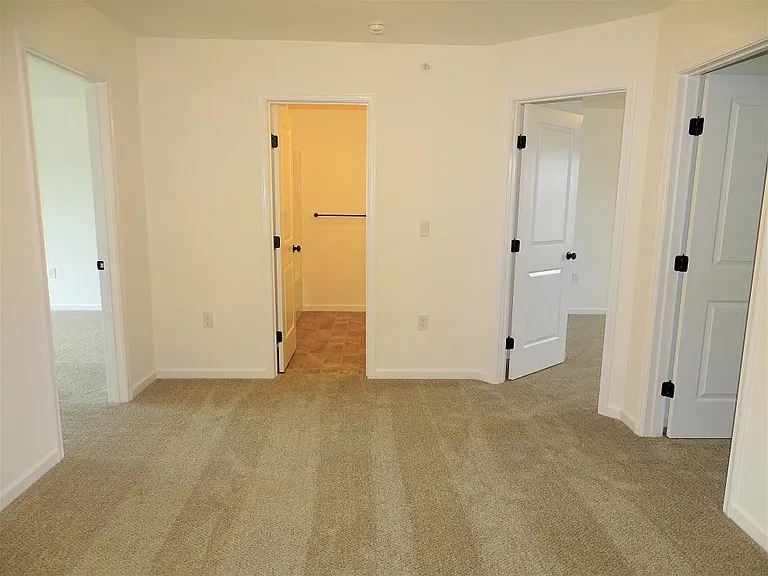 3 Broken Arrow Dr — Photo 11