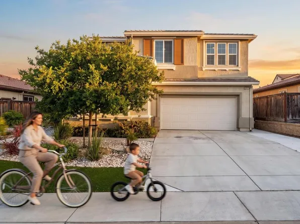 21224 Grapevine Dr, Patterson, CA 95363