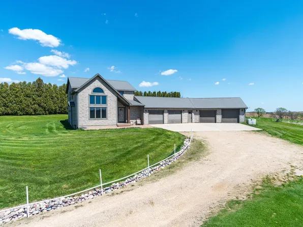 11840 County Road 5, Caledonia, MN 55921