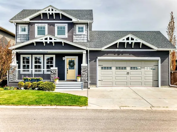 9 S Bethune Way, Carstairs, AB T0M 0N0