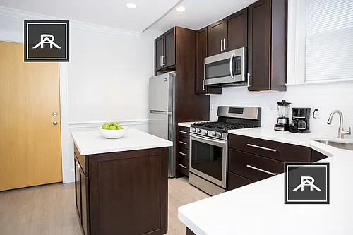 1340 Commonwealth Ave #B Photo 1