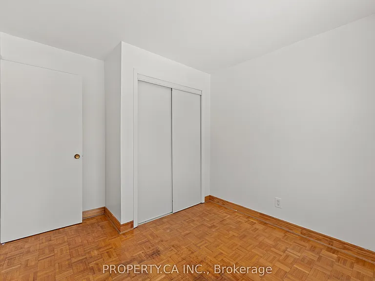 120 Stephenson Ave #UPPER — Photo 13
