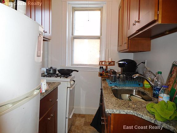 3rd image of 1450 Commonwealth Ave APT 25C