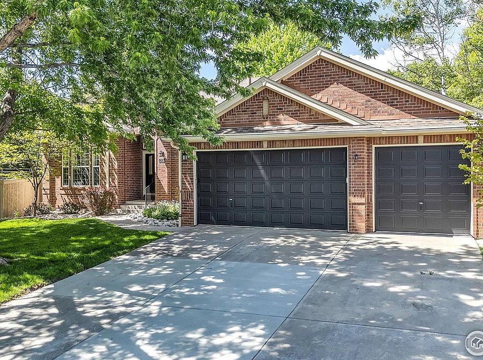 1st image of 2563 Otter Ct
