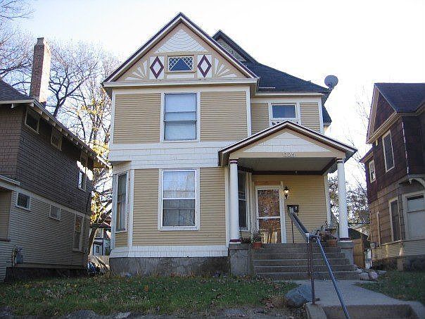 1st image of 1326 Sigsbee St SE