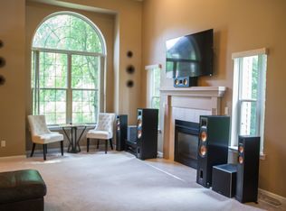 4363 Pine Creek Dr, Burton, MI 48519