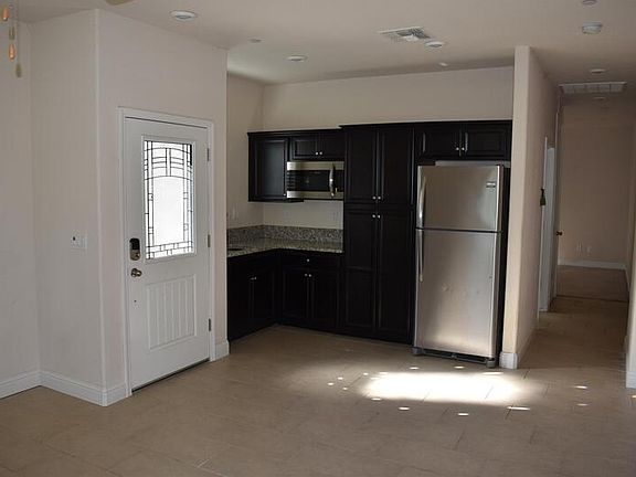 4th image of 3785 De Soto Way #1