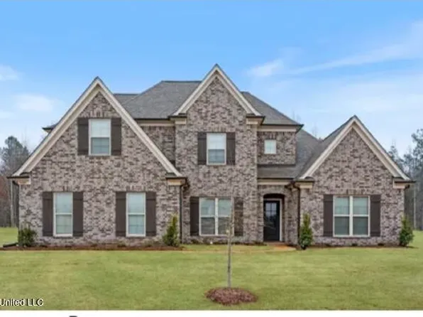 5404 Hazelwood Dr, Lake Cormorant, MS 38641