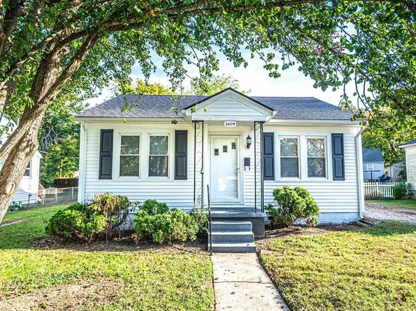 2609 W Victory Ct, Owensboro, KY 42303