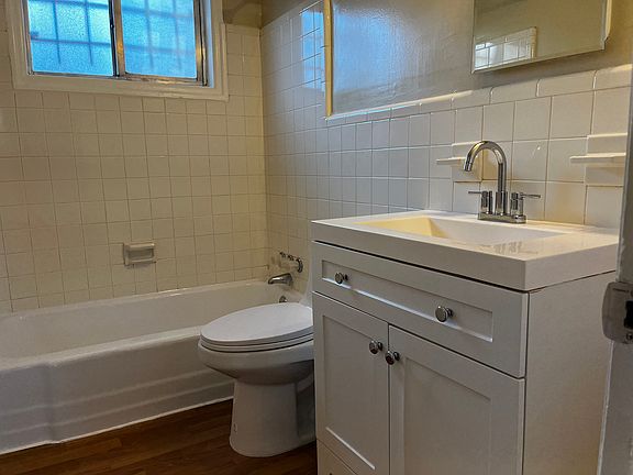 2nd image of 1365 Sylvan Rd SW APT 5