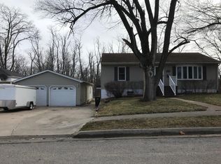 2546 Meadowdale St, Ottumwa, IA 52501