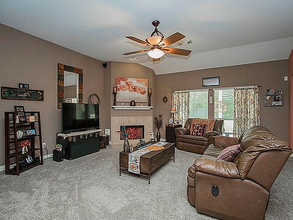 4th image of 11326 N Country Club Green Dr