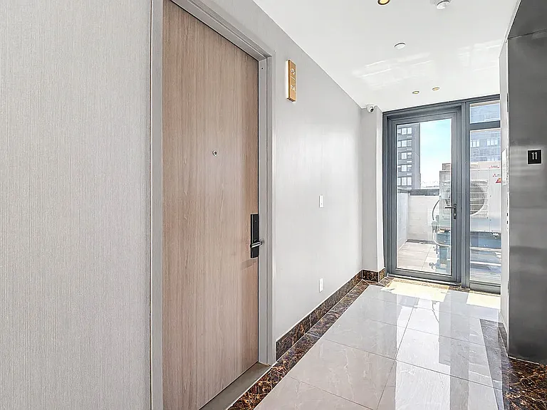 42-62 Hunter St #10A — Photo 9