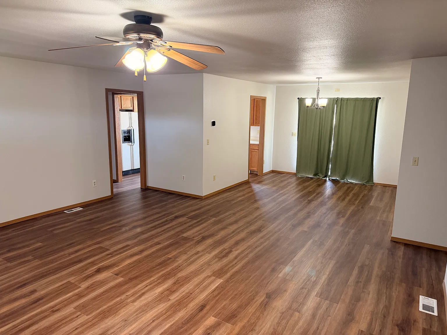 3 bed, 1528 sqft, $2,300 — Photo 3