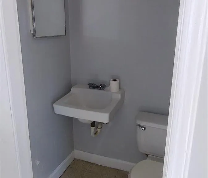 2667 Dr Carver Rd — Photo 9