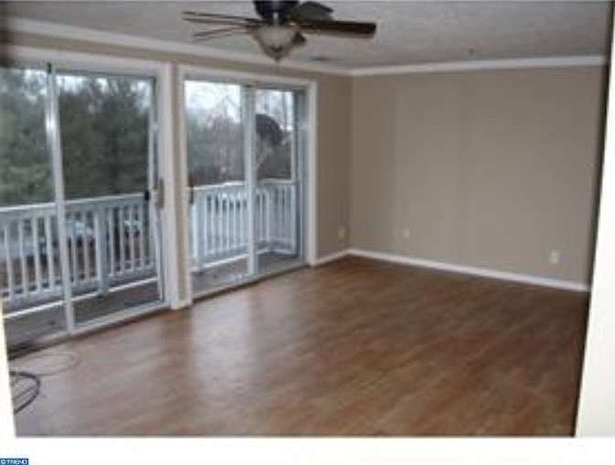 2nd image of 46 Kenwood Dr