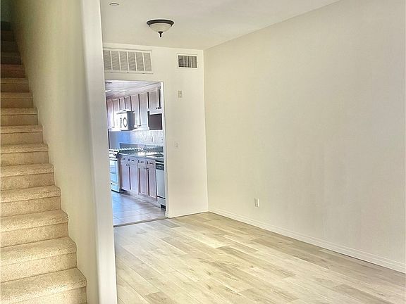 5th image of 17168 Newhope St APT 222
