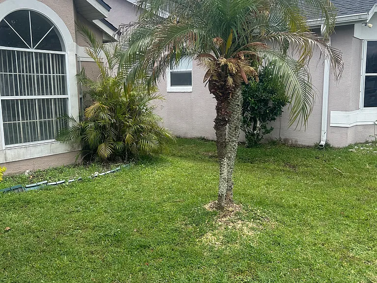 2745 Burwood Ave — Photo 11